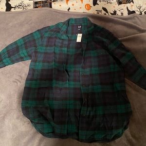 Brand new gap button down women top
